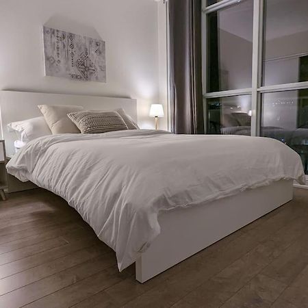 Lovely 2 Bed Condo In Downtown Toronto Exterior foto