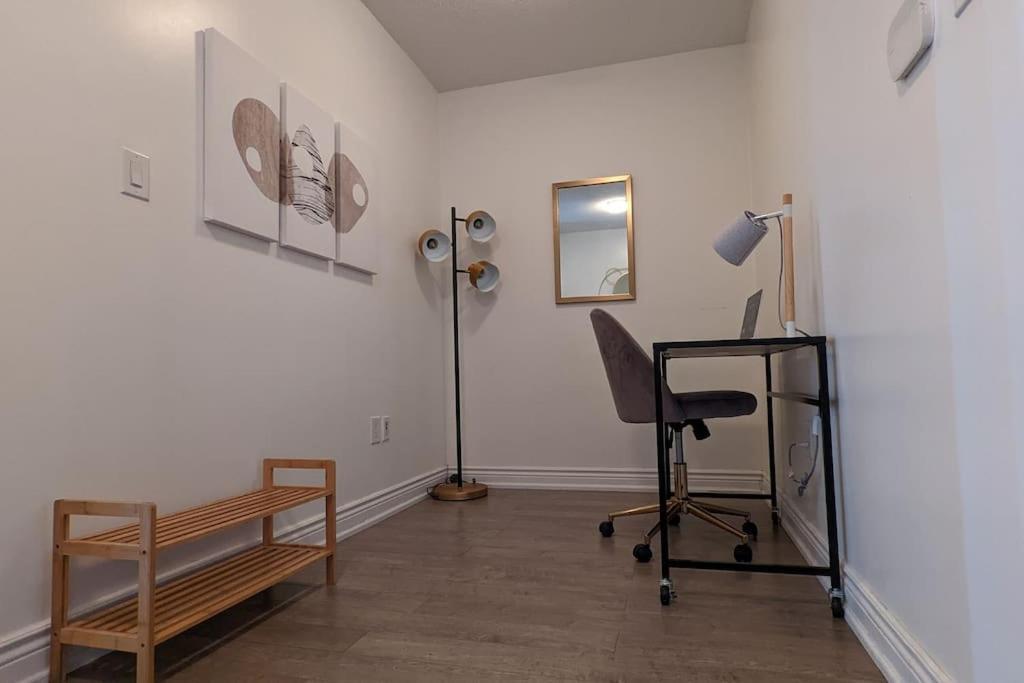 Lovely 2 Bed Condo In Downtown Toronto Exterior foto